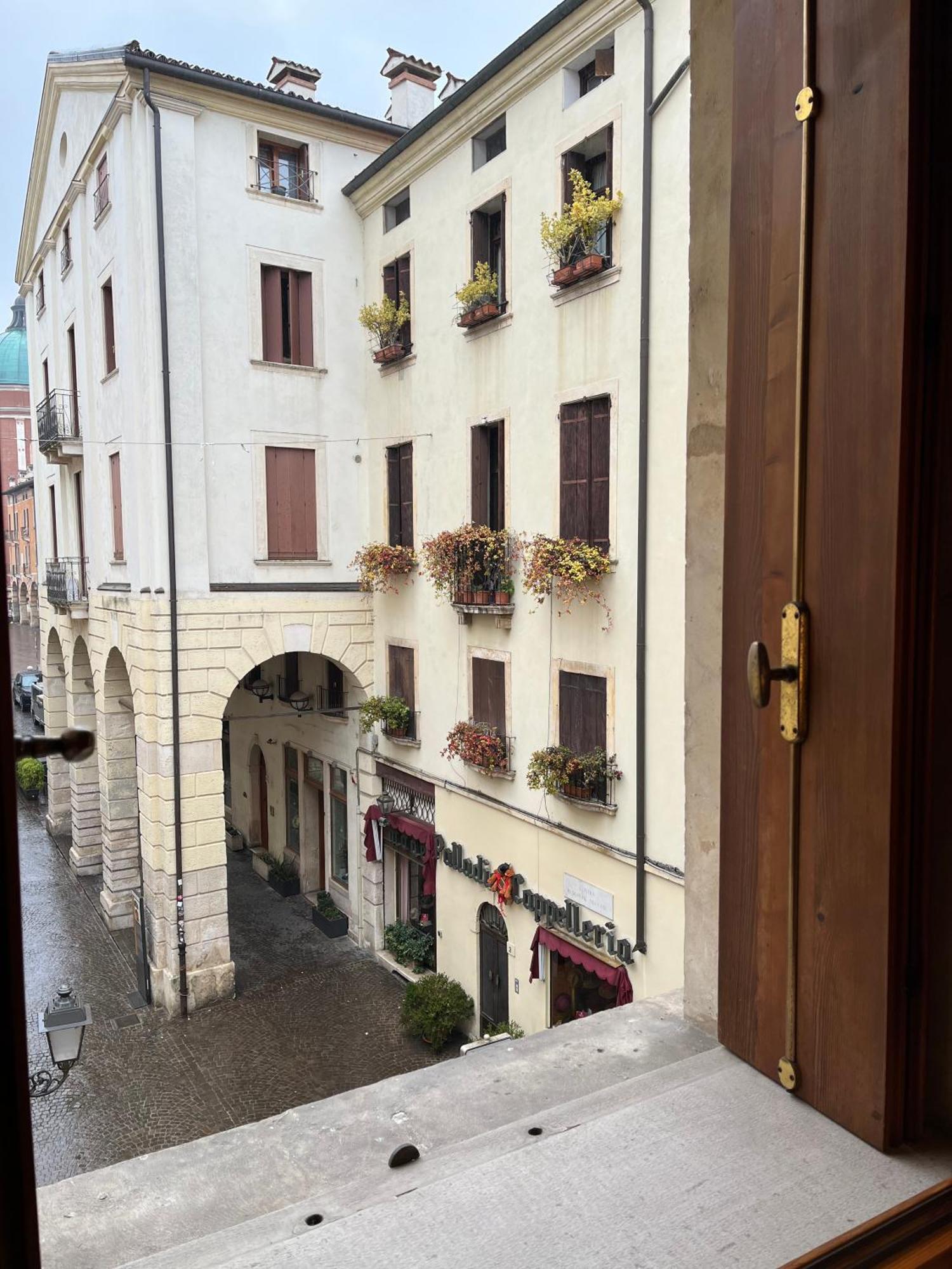 Ferienwohnung Il Campanile Vicenza Exterior foto